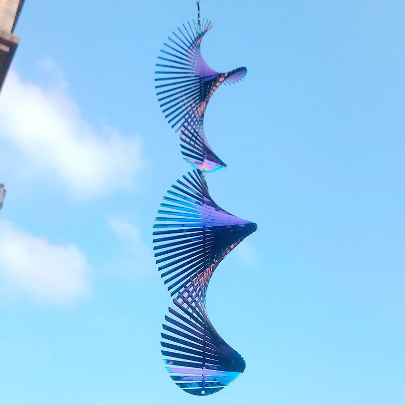 WindBlume Dekospinner – Eleganter Wirbelspaß für Garten & Balkon