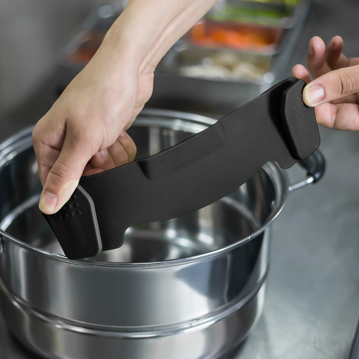 ClipOn - Silikonsieb für Töpfe und Pfannen