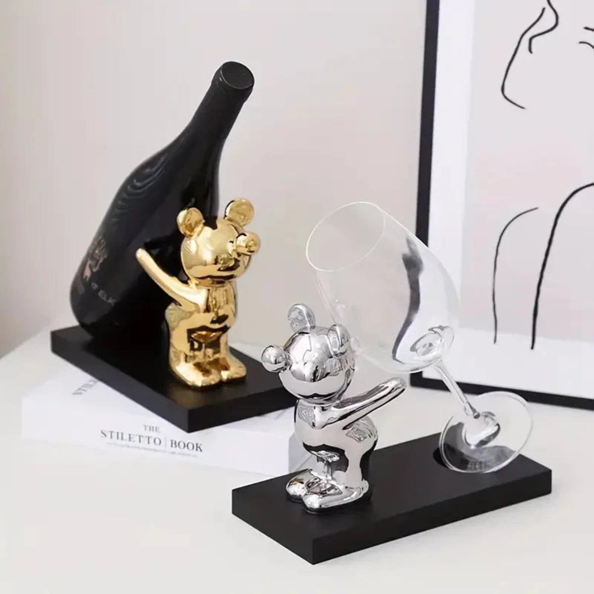 BEARWINE Rack – Dekoratives Keramik-Weinregal im Bärendesign für stilvolle Flaschenaufbewahrung