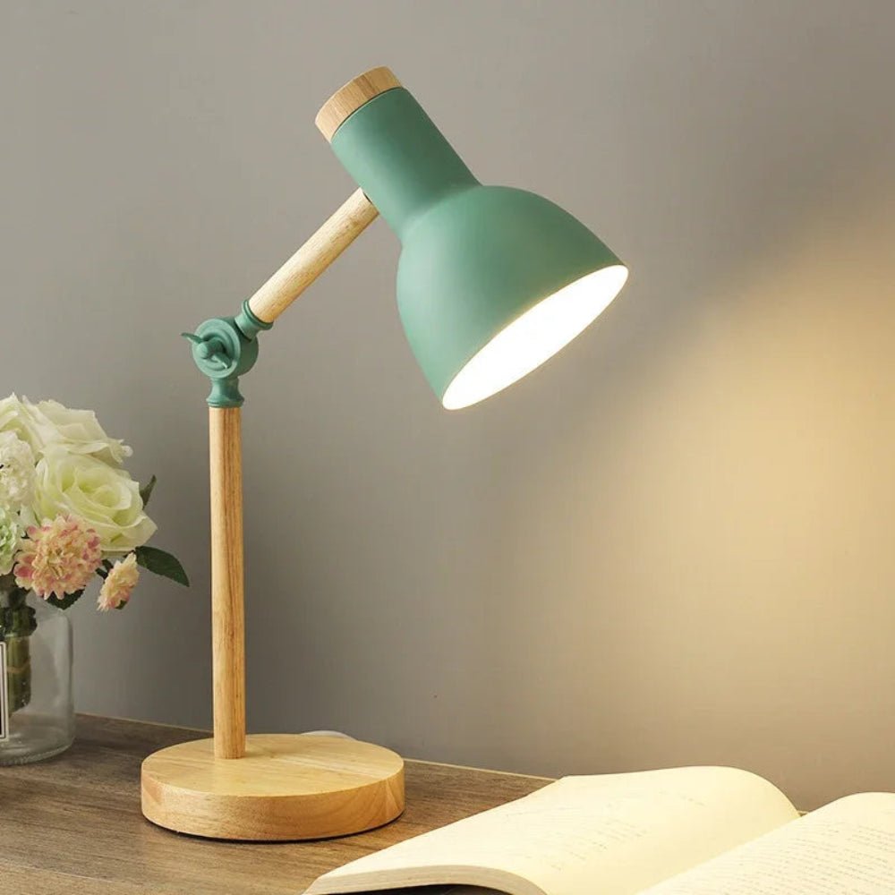 LUMOWOOD Desk Lamp – Skandinavische Tischlampe aus Holz mit LED & verstellbarem Arm