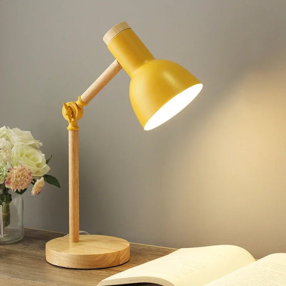 LUMOWOOD Desk Lamp – Skandinavische Tischlampe aus Holz mit LED & verstellbarem Arm