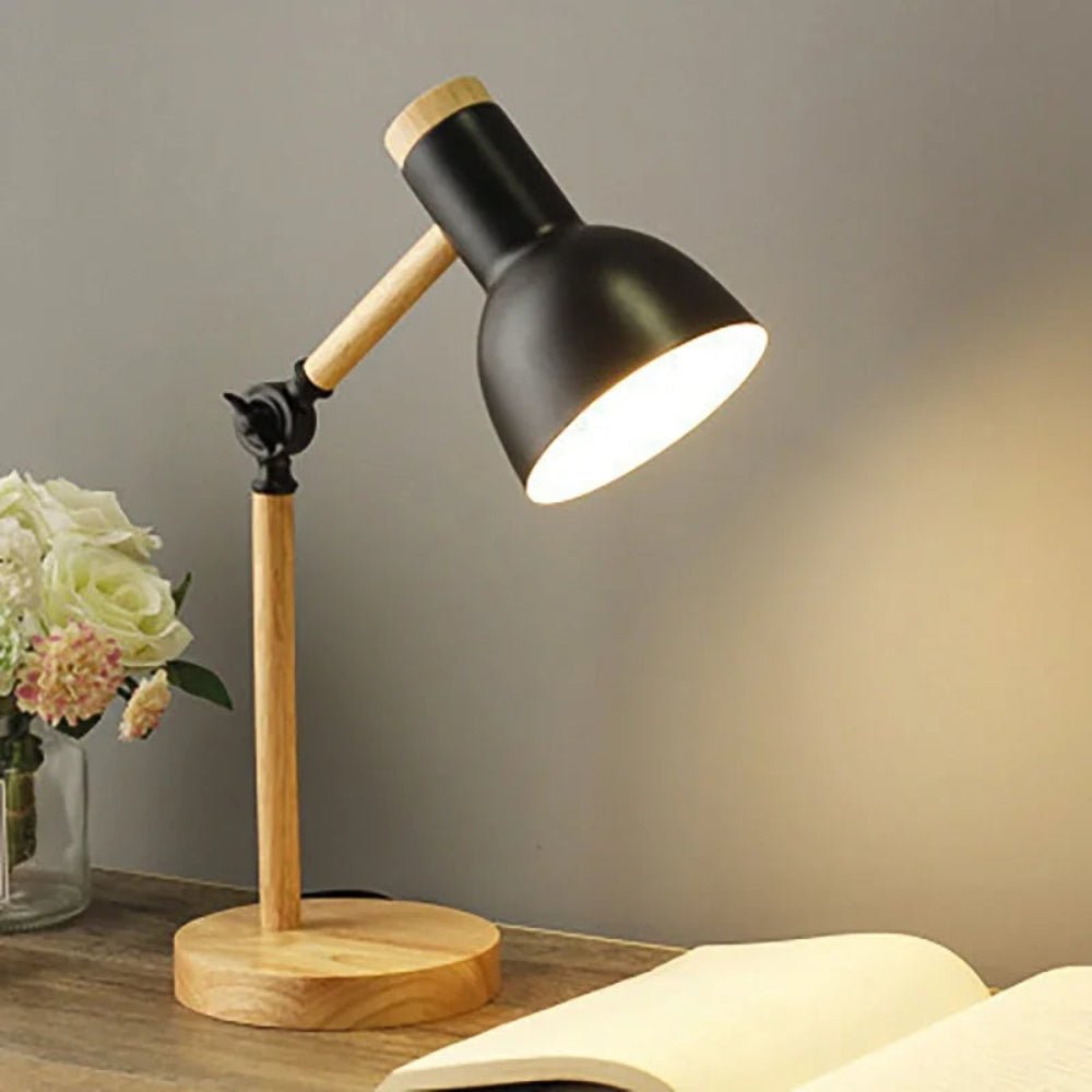 LUMOWOOD Desk Lamp – Skandinavische Tischlampe aus Holz mit LED & verstellbarem Arm