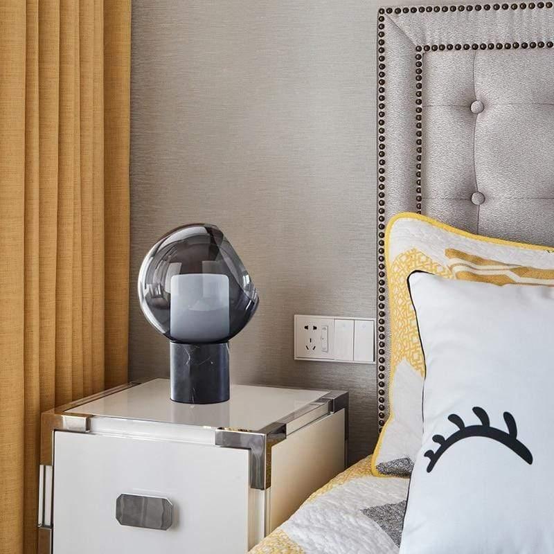 AMELORA – Elegante Designer-Tischlampe