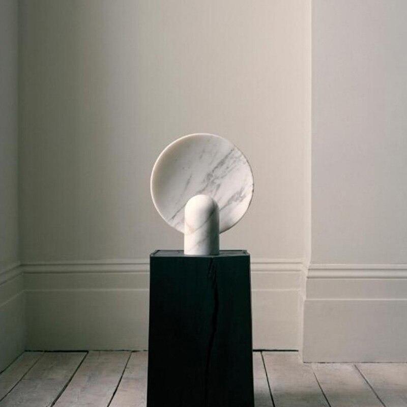 CASTALIA – Künstlerische Steintischlampe