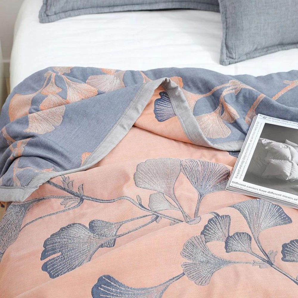 LovelyLeaf - Dünne und kompakte Decke