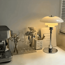 Danish Design Table Lamp – Skandinavische Tischlampe mit dimmbarem LED-Licht & Glasdesign