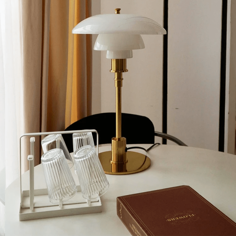 Danish Design Table Lamp – Skandinavische Tischlampe mit dimmbarem LED-Licht & Glasdesign