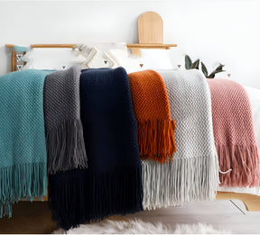 KNITCOVE – Stilvolle Strick-Fleecedecke