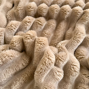 STRIPEPLUSH – Weiche Gestreifte Fleece Decke