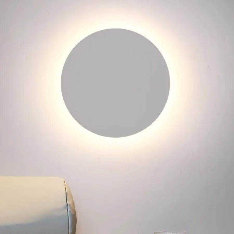 Orr Outdoor Wall Lamp – Minimalistische LED-Wandleuchte für moderne Außenbereiche