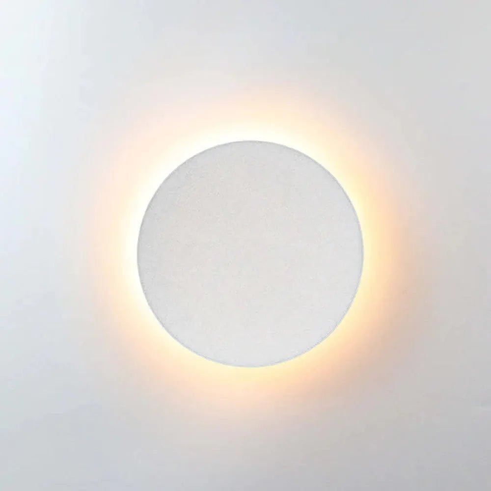 Orr Outdoor Wall Lamp – Minimalistische LED-Wandleuchte für moderne Außenbereiche