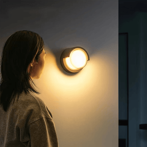 Outdoor Motion Wall Light – Intelligente LED-Wandleuchte mit Bewegungssensor & wetterfestem Design