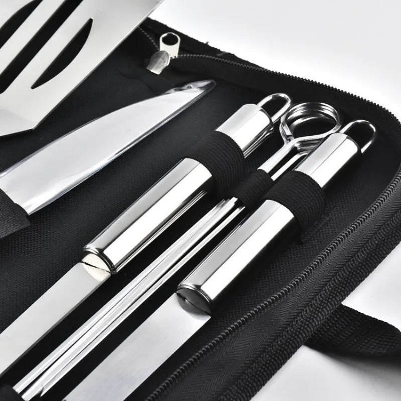 GrillMaster BBQ Tool Set – Komplett ausgestattet für stilvolles Grillen
