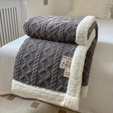 Snuggle Sherpa Blanket – Luxuriöse Kuscheldecke für jede Jahreszeit