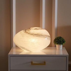 LUMISTELLA – Elegante Tischlampe im Blumen-Design