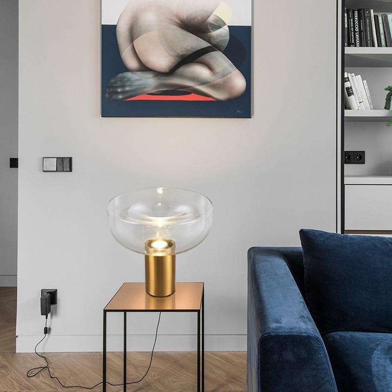 SERPENTA – Stilvolle Tischlampe im Schlangen-Design