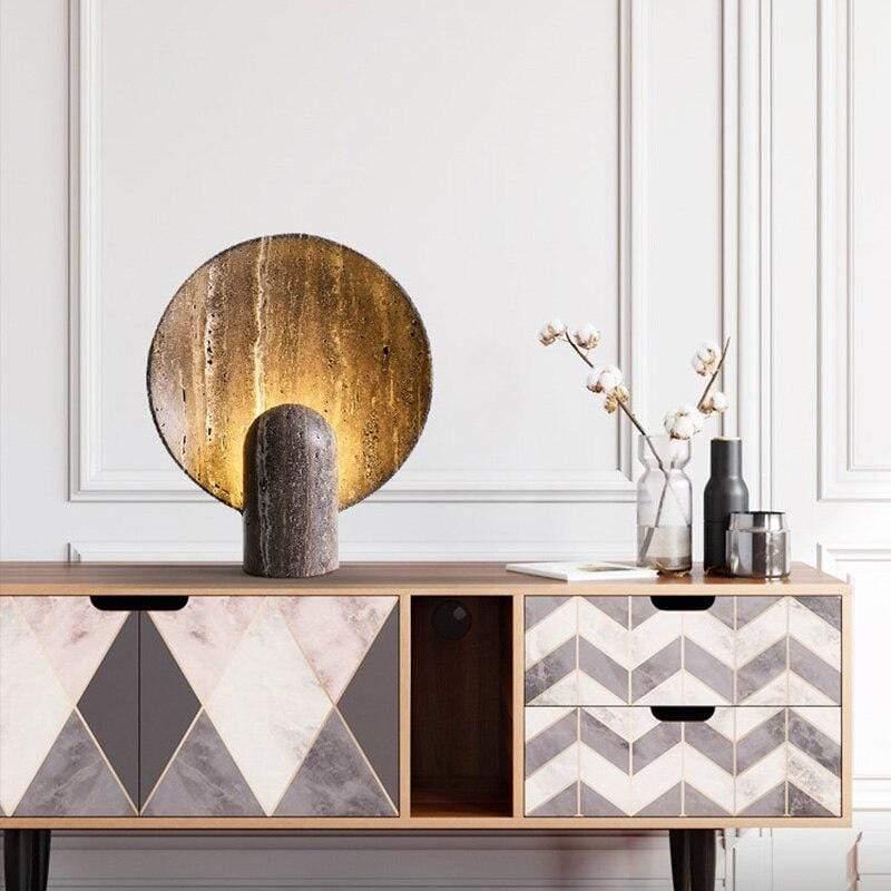 CASTALIA – Künstlerische Steintischlampe