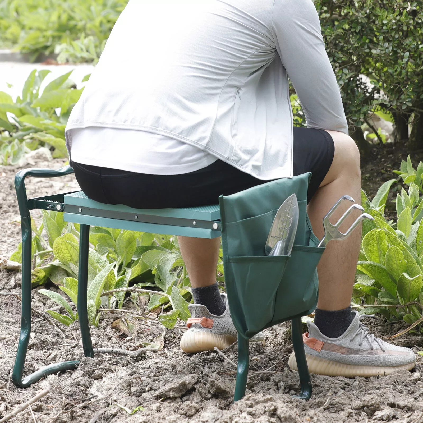 Gladena - Funktionelle Kniebank und Sitz